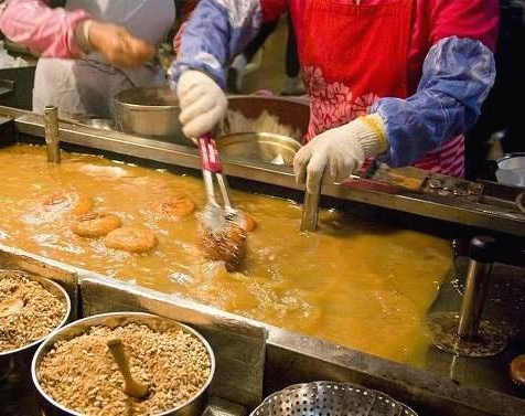 갠지스 호떡? 왜 기름 색이 저럴까? (이름의 유래)